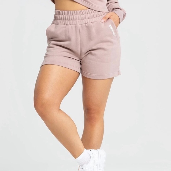 WOMEN'S Best Wear COMFORT SHORTS
Taupe Large - Picture 2 of 5